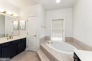 7489 Carriage Hills Dr, McLean, VA 22102 - Photo 27