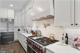 8015 Eddy Bend Trail, Fairfax Station, VA 22039 - Photo 25