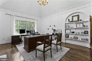 8015 Eddy Bend Trail, Fairfax Station, VA 22039 - Photo 15