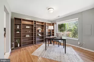 11124 Glade Dr, Reston, VA 20191 - Photo 13