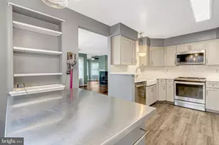 5632 Willoughby Newton Dr, Centreville, VA 20120 - Photo 21