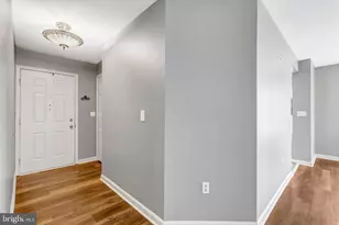5632 Willoughby Newton Dr, Centreville, VA 20120 - Photo 7