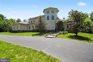 5985 St Catherines Ln, Lorton, VA 22079 - Photo 3