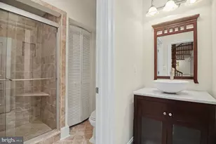 5985 St Catherines Ln, Lorton, VA 22079 - Photo 25