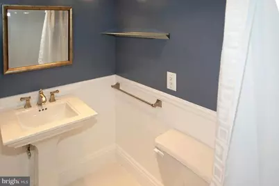 2300 Pimmit Drive #113, Falls Church, VA 22043 - Photo 7