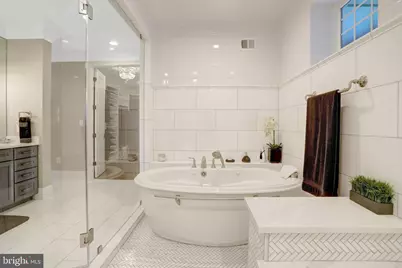 7108 Penguin Place, Falls Church, VA 22043 - Photo 57