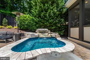 7108 Penguin Pl, Falls Church, VA 22043 - Photo 107