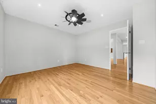 2105 S Bay Ln, Reston, VA 20191 - Photo 19