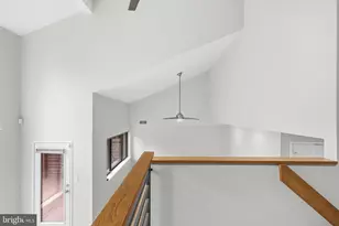 2105 S Bay Ln, Reston, VA 20191 - Photo 53