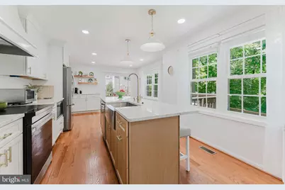 9203 Byron Terrace, Burke, VA 22015 - Photo 33