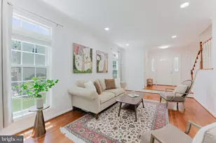 9203 Byron Terrace, Burke, VA 22015 - Photo 13
