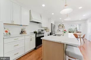 9203 Byron Terrace, Burke, VA 22015 - Photo 5