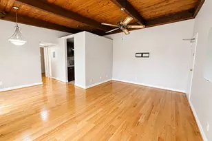 4933 Americana Dr, Annandale, VA 22003 - Photo 3