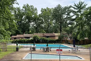 4933 Americana Dr, Annandale, VA 22003 - Photo 17