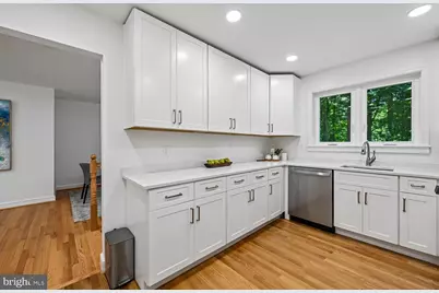 3214 Chichester Lane, Fairfax, VA 22031 - Photo 17