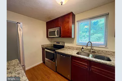8112 Parkdale Court, Springfield, VA 22153 - Photo 13