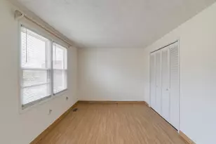 8112 Parkdale Ct, Springfield, VA 22153 - Photo 5