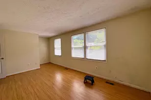 8112 Parkdale Ct, Springfield, VA 22153 - Photo 25