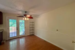 8112 Parkdale Ct, Springfield, VA 22153 - Photo 7