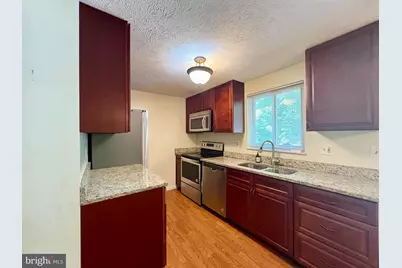 8112 Parkdale Court, Springfield, VA 22153 - Photo 11