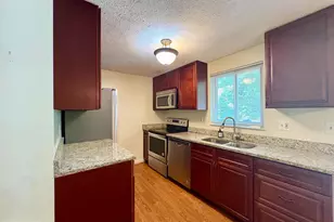 8112 Parkdale Ct, Springfield, VA 22153 - Photo 11