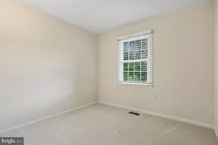 900 Barker Hill Rd, Herndon, VA 20170 - Photo 23