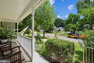 900 Barker Hill Rd, Herndon, VA 20170 - Photo 15