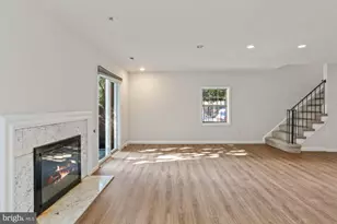 1454 McLean Mews Ct, McLean, VA 22101 - Photo 25