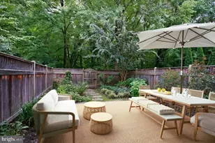 7041 Alicent Pl, McLean, VA 22101 - Photo 17