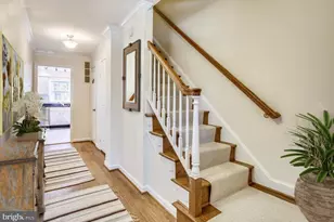 7041 Alicent Pl, McLean, VA 22101 - Photo 3