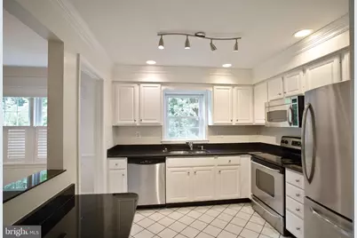 7041 Alicent Place, McLean, VA 22101 - Photo 7