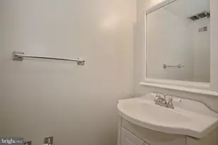 7041 Alicent Pl, McLean, VA 22101 - Photo 9