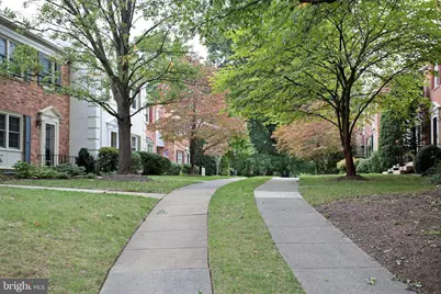 7041 Alicent Place, McLean, VA 22101 - Photo 19