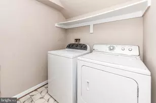 13100 Watchwood Ln, Fairfax, VA 22033 - Photo 27