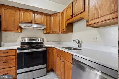 8604 Village Way #04/8604F, Alexandria, VA 22309 - Photo 27