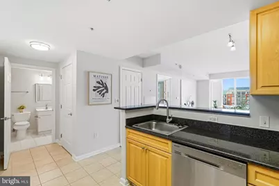 2726 Gallows Road #806, Vienna, VA 22180 - Photo 3
