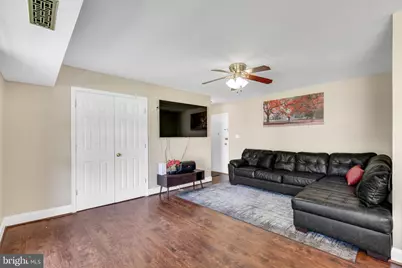 4943 Americana Drive #D-102, Annandale, VA 22003 - Photo 5