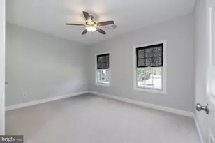 6039 Deer Ridge Trail, Springfield, VA 22150 - Photo 33