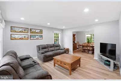 10903 Middlegate Drive, Fairfax, VA 22032 - Photo 5