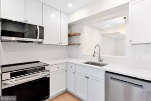 6630 Medinah Ln, Alexandria, VA 22312 - Photo 5