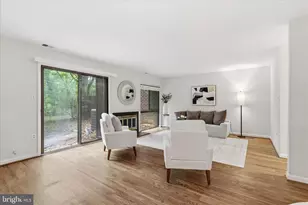 2043 Wethersfield Ct, Reston, VA 20191 - Photo 11