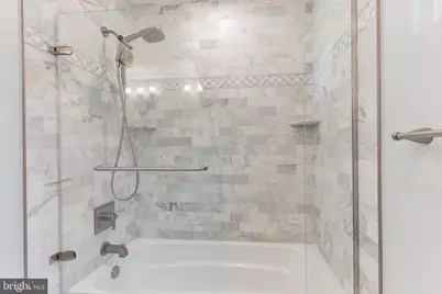 9911 Barnsbury Court, Fairfax, VA 22031 - Photo 23