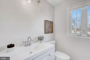 15206 Bannon Hill Ct, Chantilly, VA 20151 - Photo 25