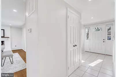 15206 Bannon Hill Court, Chantilly, VA 20151 - Photo 17