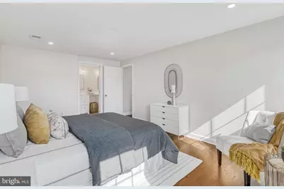 15206 Bannon Hill Court, Chantilly, VA 20151 - Photo 19