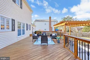 15206 Bannon Hill Ct, Chantilly, VA 20151 - Photo 7