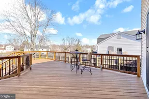 15206 Bannon Hill Ct, Chantilly, VA 20151 - Photo 33
