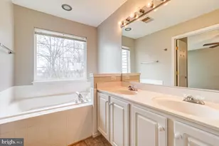 6160 Cinnamon Ct, Alexandria, VA 22310 - Photo 35