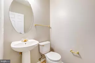 6160 Cinnamon Ct, Alexandria, VA 22310 - Photo 25
