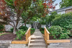 4439 Fair Stone Dr, Fairfax, VA 22033 - Photo 3